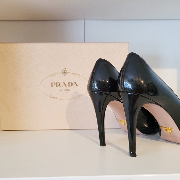 Prada Black Pumps - Picture 3 of 8
